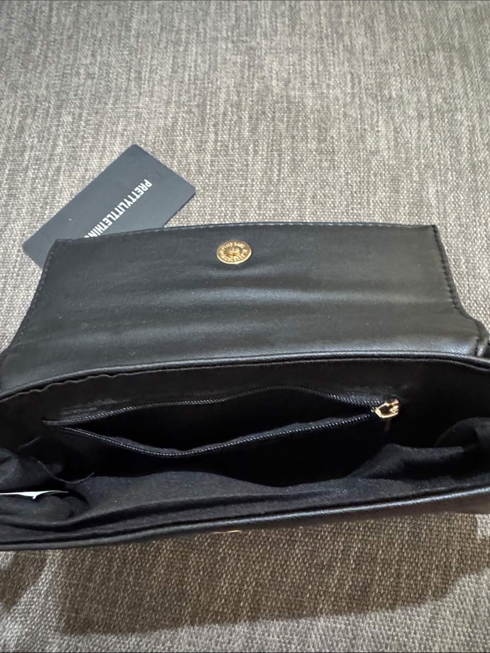 PrettyLittleThing Black Curved Mini Shoulder Bag - Picture 5 of 7